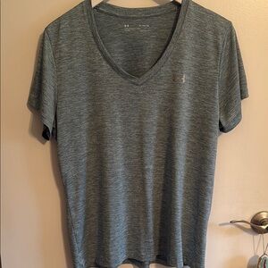 Under Armour UA Tech V-Neck T shirt XL